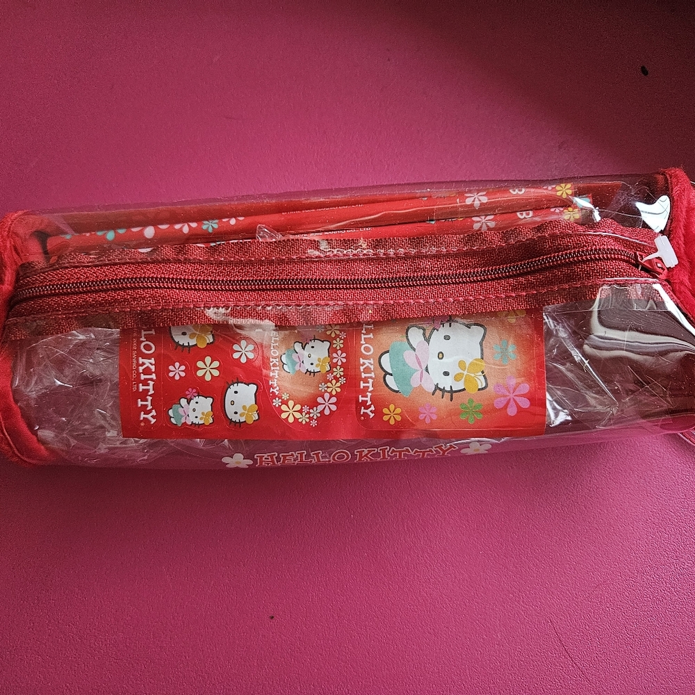 Hello Kitty pouch